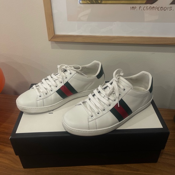 Gucci White Sneakers for Women size 37 - Picture 1 of 8